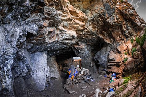 caves in mongolia